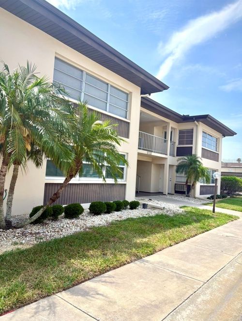 107-5132 Amulet Dr, New Port Richey, FL, 34652-3608 | Card Image