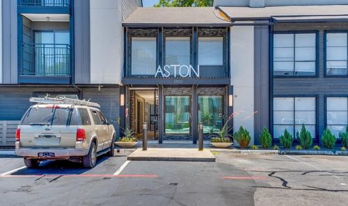 apt-202-2800 Douglas Ave, Dallas, TX, 75219-3467 | Card Image