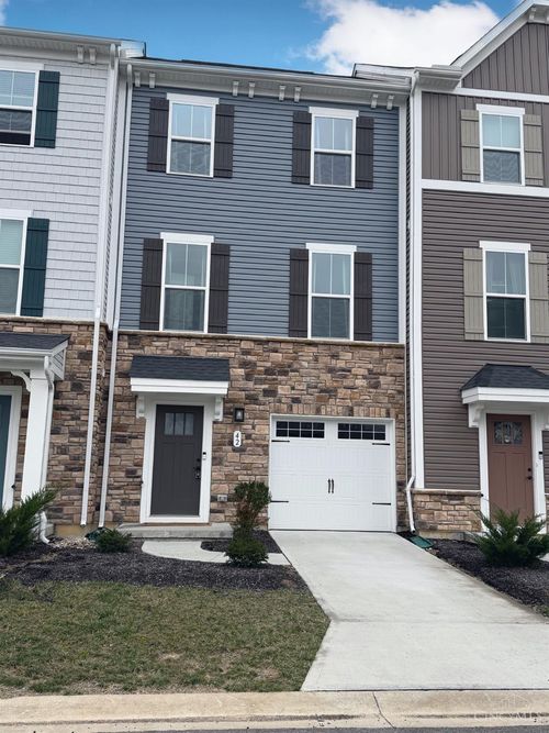 42 Wentworth Ln, Deer Park, OH, 45236-3574 | Card Image