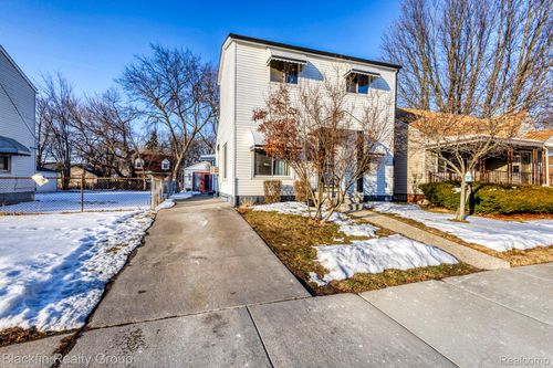 8441 Fisher Ave, Warren, MI, 48089-3048 | Card Image