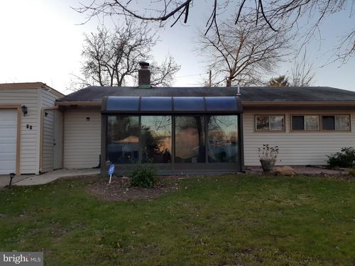 23 Burning Bush Ln, LEVITTOWN, PA, 19054-2805 | Card Image