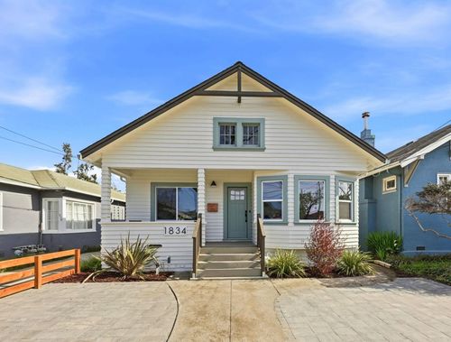 1834 8th St, Alameda, CA, 94501-2252 | Card Image