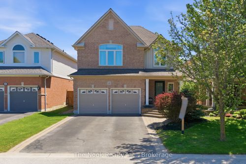 149 Toscana Dr, Whitby, ON, L1R2Z9 | Card Image