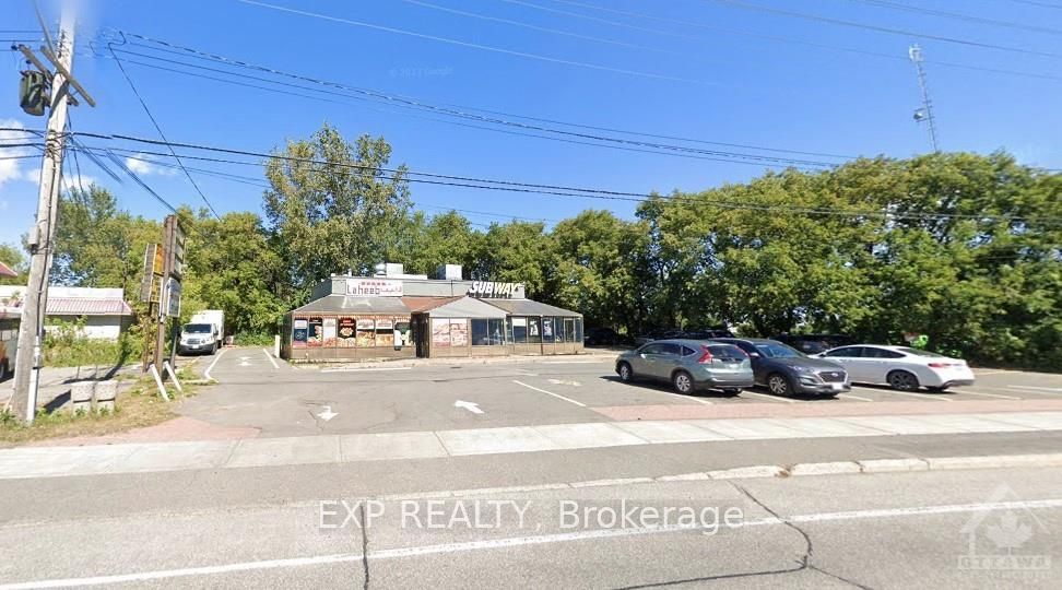 Commercial Sale in Manor Park - Cardinal Glen and Area