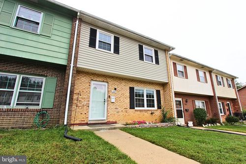 209 Overlook Ct, FREDERICKSBURG, VA, 22405-1955 | Card Image