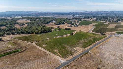 3340 Lichau Rd, Penngrove, CA, 94951 | Card Image