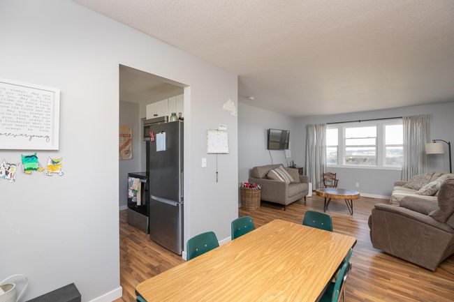 Family Room | Image 41