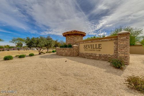 6720 S Crestview Dr, Gilbert, AZ, 85298-4039 | Card Image