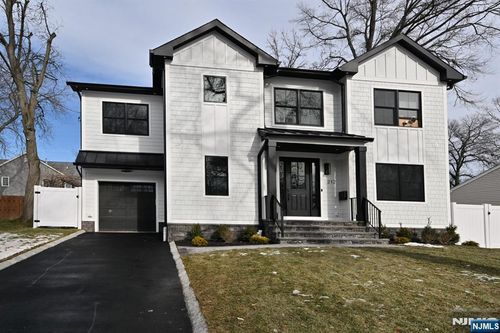 212 Monroe Ave, River Edge, NJ, 07661-1314 | Card Image