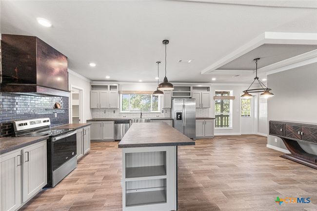 9130 Rebecca Creek Rd, House other with 4 bedrooms, 3 bathrooms and null parking in Spring Branch TX | Image 11