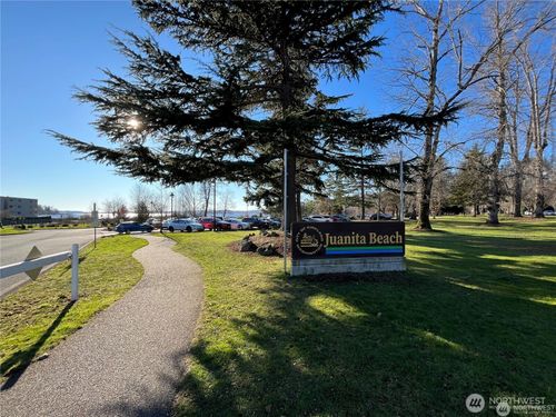 apt-203-11909 93rd Ln Ne, Kirkland, WA, 98034-3696 | Card Image