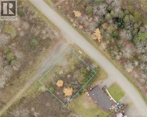 42 Sunrise Estates Dr, New Maryland, NB, E3C1G5 | Card Image