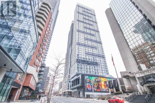 1002-181 Dundas Street E, Toronto (Moss Park), ON, M5A0N5 | Card Image
