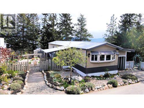 11-5371 Princeton Avenue, Peachland, BC, V0H1X8 | Card Image