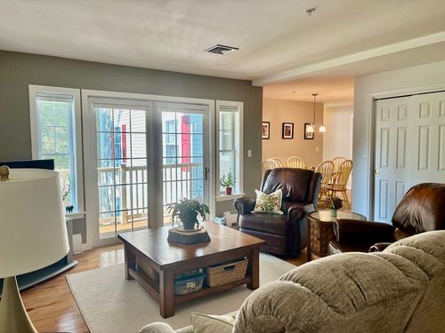 209-34 Meeting House Ln, Stow, MA, 01775-2139 | Card Image