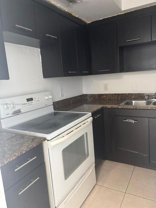 apt-209-13700 Ne 6th Ave, North Miami, FL, 33161-3757 | Card Image