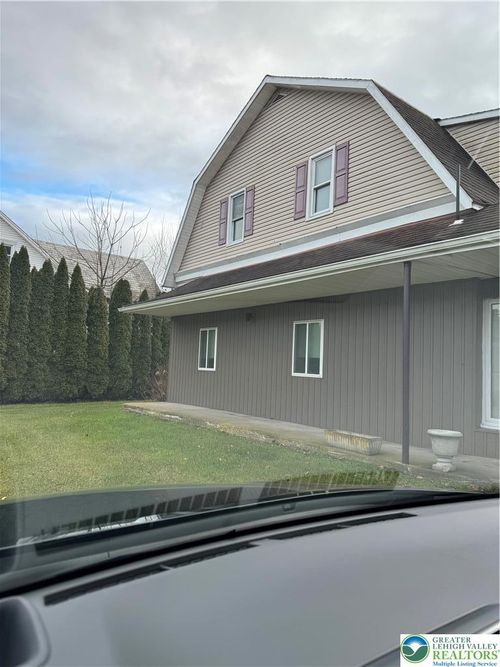 6935 Weaversville Rd, NORTHAMPTON, PA, 18067-9078 | Card Image