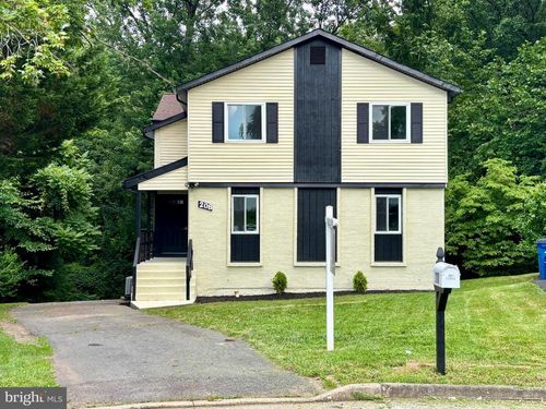 208 Keyes Ct, Sterling, VA, 20164-3014 | Card Image