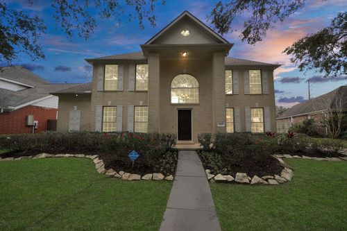 8119 Meadow Vista Dr, Missouri City, TX, 77459-5735 | Card Image