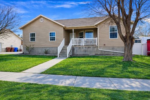 2004 E Juniper Dr, Eagle Mountain, UT, 84005-4872 | Card Image