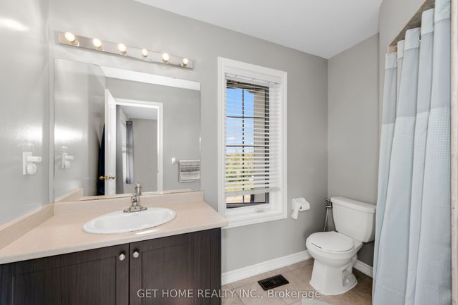 21 Rabbit Run Way, House attached with 3 bedrooms, 3 bathrooms and 1 parking in Brampton ON | Image 10