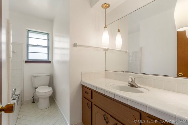 441 S 127 Th East Ave, House other with 3 bedrooms, 2 bathrooms and null parking in Tulsa OK | Image 23