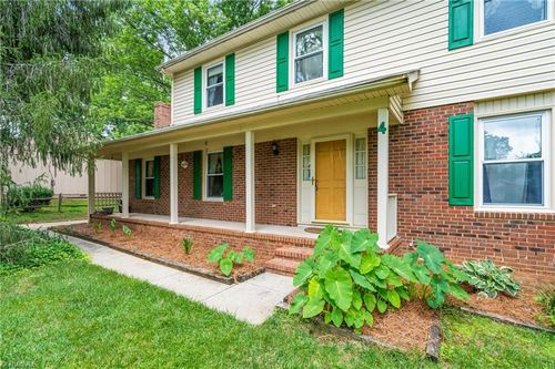 4 Frostbrook Ct, Greensboro, NC, 27455-2800 | Card Image