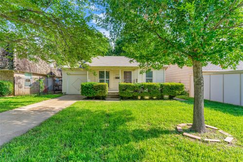 5832 Locke Ave, Fort Worth, TX, 76107-5022 | Card Image