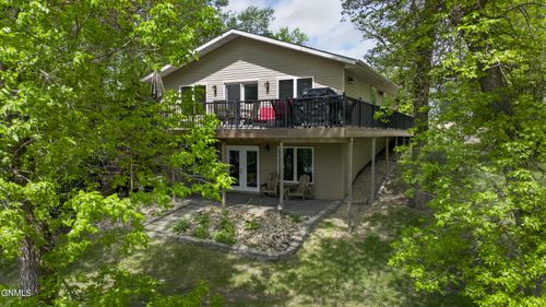 186 Rugby Point Rd, Bottineau, ND, 58318-8081 | Card Image
