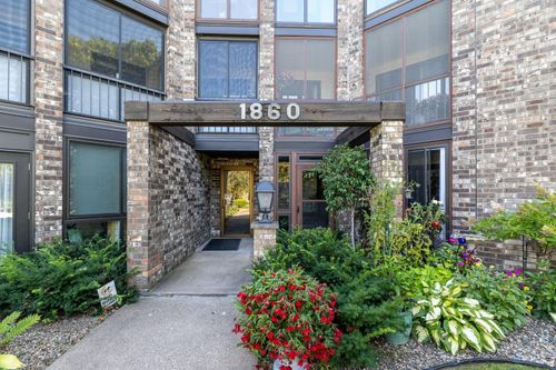 w304-1860 Eagle Ridge Dr, Mendota Heights, MN, 55118-4251 | Card Image