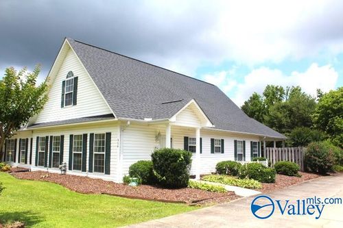 934 Sundown Dr Nw, Arab, AL, 35016-1950 | Card Image