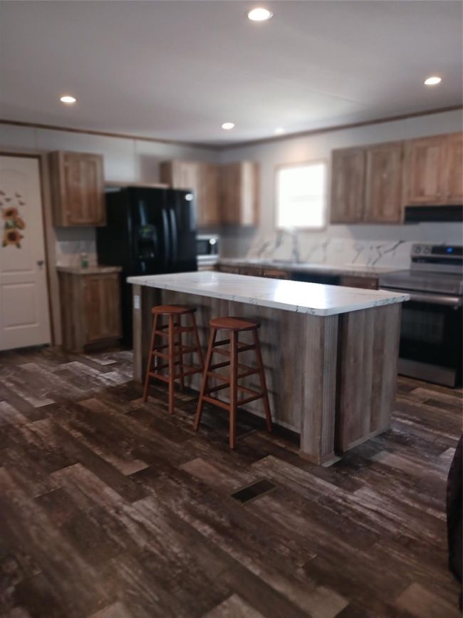 529 Draylon Dr, House other with 5 bedrooms, 3 bathrooms and 2 parking in Conroe TX | Image 17