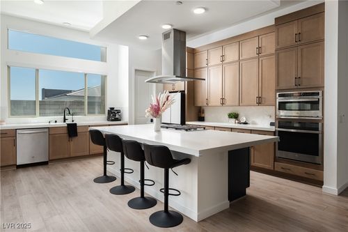 9942 Egan Valley St, Las Vegas, NV, 89166-1403 | Card Image