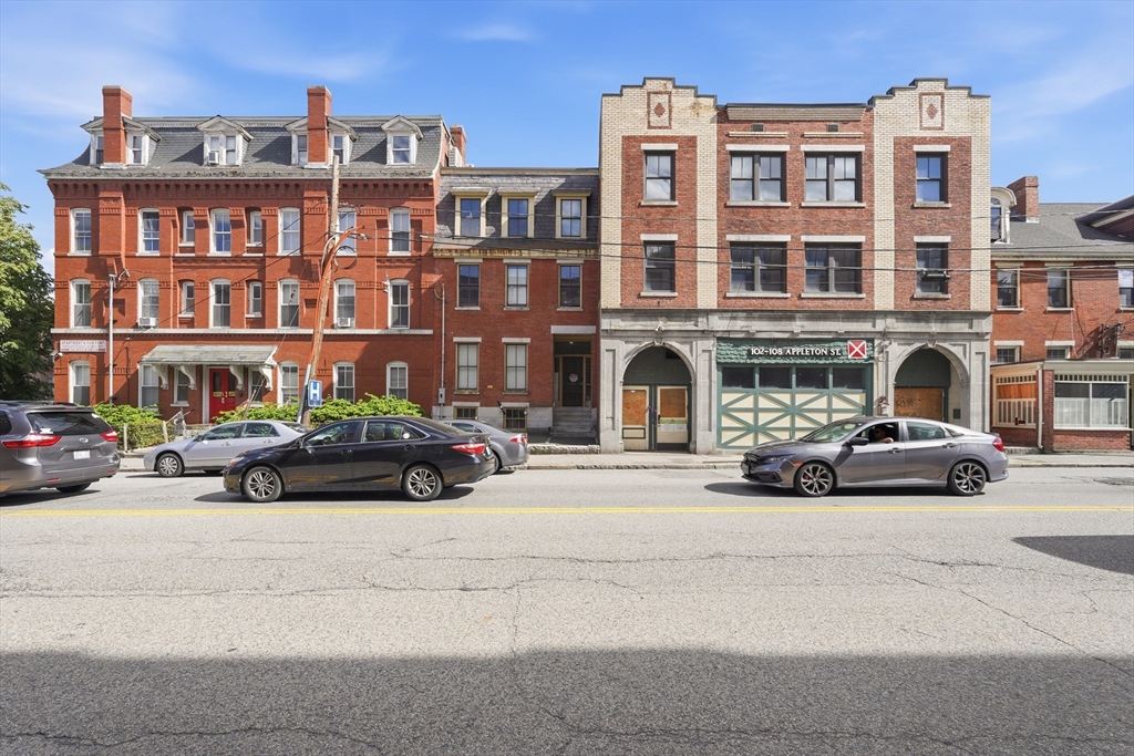 Residential Income in Lowell