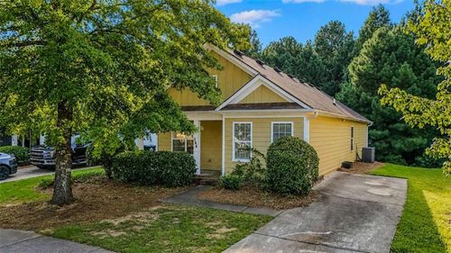 744 W Vincent Dr, Athens, GA, 30607-6547 | Card Image