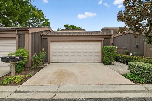 453 Pinehurst Ct, Fullerton, CA, 92835 | Card Image