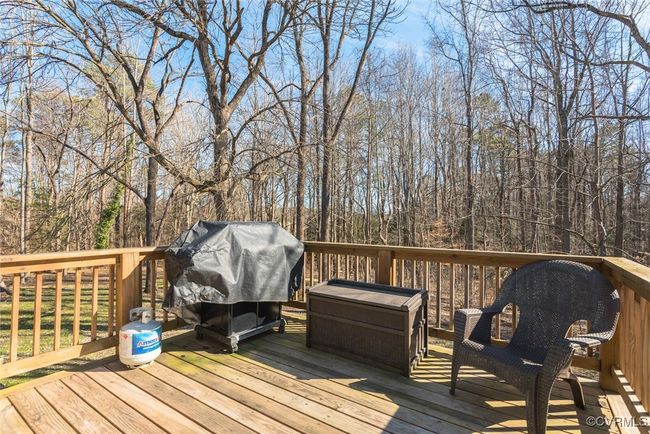 1316 General Puller Hwy, House other with 3 bedrooms, 2 bathrooms and null parking in Saluda VA | Image 27