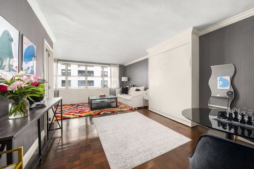 5j-310 E 70th Street, New York City, NY, 10021 | Card Image