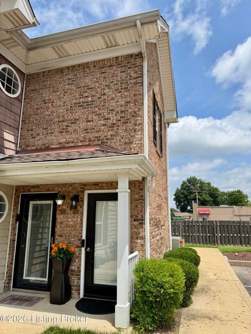 233-6516 Brook Bend Way, Louisville, KY, 40229-5332 | Card Image