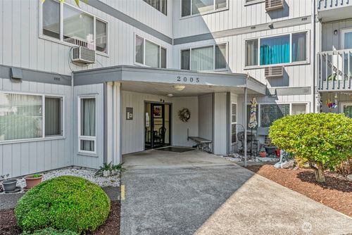apt-106-2005 Tibbetts Dr, Longview, WA, 98632-4289 | Card Image