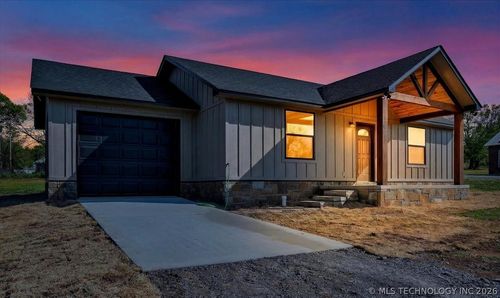 301 Swanson St, McCurtain, OK, 74944 | Card Image