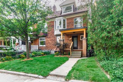 174 Sunnyside Ave, Home with 4 bedrooms, 5 bathrooms and null parking in Toronto ON | Image 1