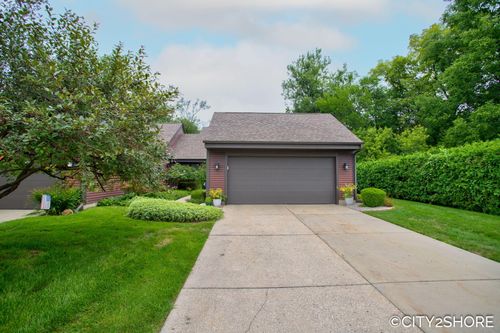 4177 Indian Spring Dr Sw, Grandville, MI, 49418-1774 | Card Image