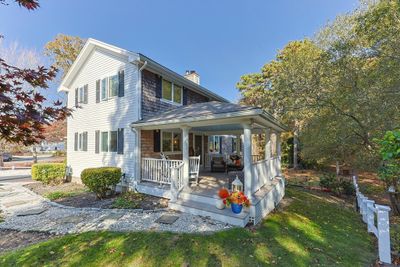 20 Spring Hill Rd, House other with 3 bedrooms, 2 bathrooms and 4 parking in Chatham MA | Image 2