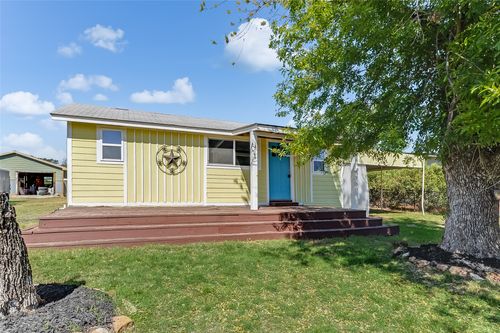 714 Sandy Mountain Dr, Sunrise Beach, TX, 78643-9256 | Card Image