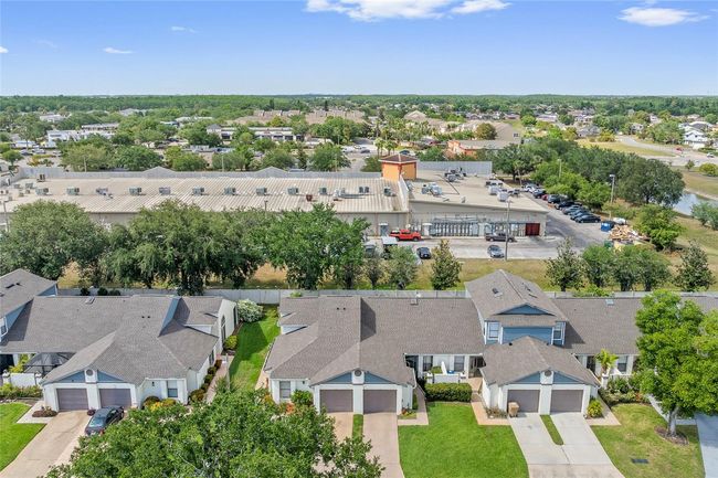 98 Lakepointe Cir, Townhouse with 3 bedrooms, 2 bathrooms and null parking in KISSIMMEE FL | Image 25