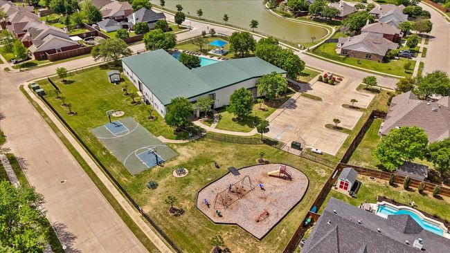 Community park and basketball court | Image 38