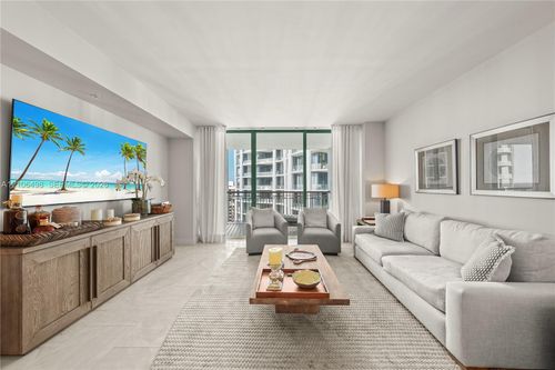 1804-3400 Sw 27th Ave, Miami, FL, 33133 | Card Image