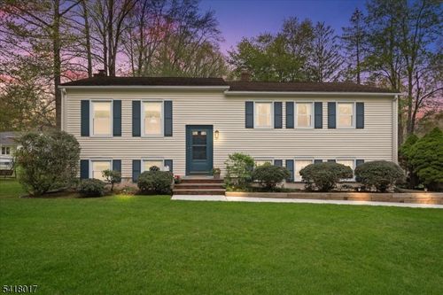 77 Windsor Way, Berkeley Heights, NJ, 07922-1858 | Card Image