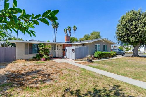 1765 S Biscayne Court, Anaheim, CA, 92804 | Card Image